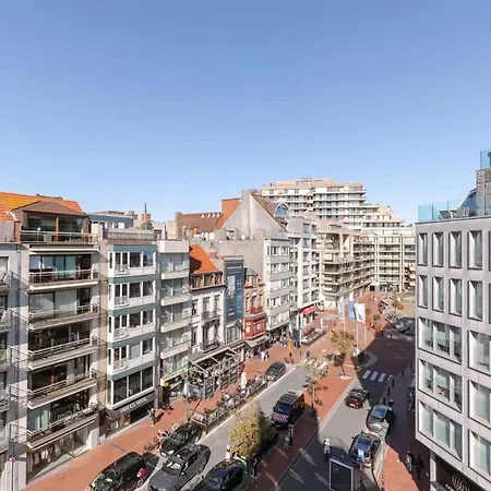 Apartment Bright And Spacious With Stunning Views! *