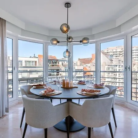 Bright And Spacious With Stunning Views! Apartment
