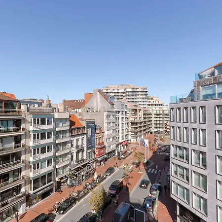 Apartment Bright And Spacious With Stunning Views! *